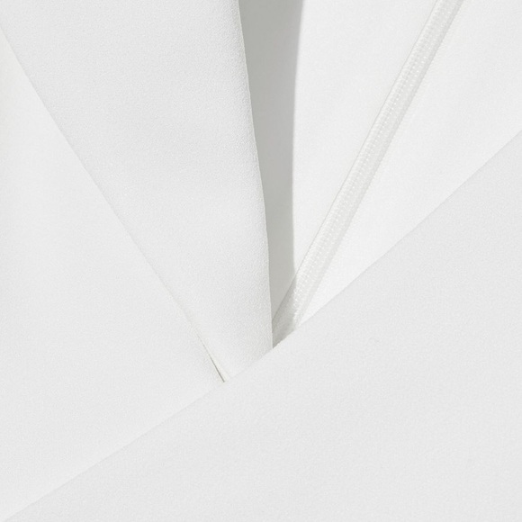 Elie Tahari Elodie Sleeveless V-Neck Sheath Dress - Picture 14 of 16